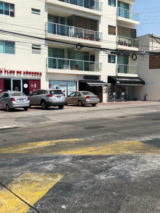 Hostal Guadalajara Cosmopolitan Providencia Екстер'єр фото